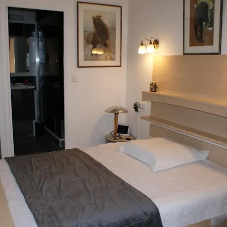Πανσιόν Au Ganesh 24400 Dordogne *